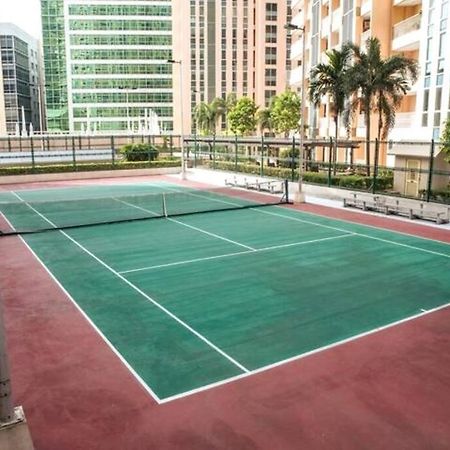 Cozy 2-Bedroom In The Venice Luxury Residences Manila Exterior photo